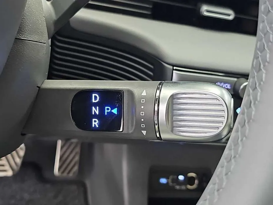 Hyundai Ioniq5 — фото 3