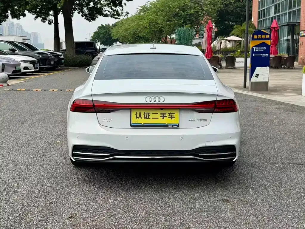 Audi A7 — фото 8