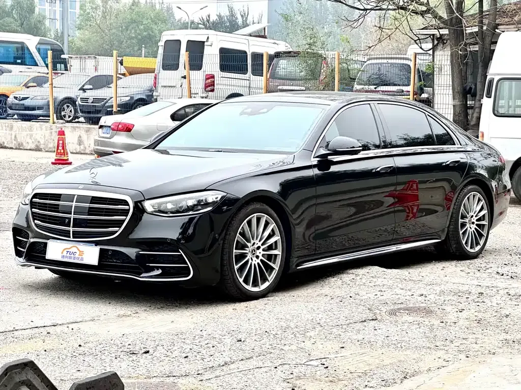 Mercedes-Benz S-Class — фото 1