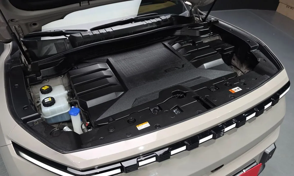 KG Mobility (Ssangyong) Torres — фото 10