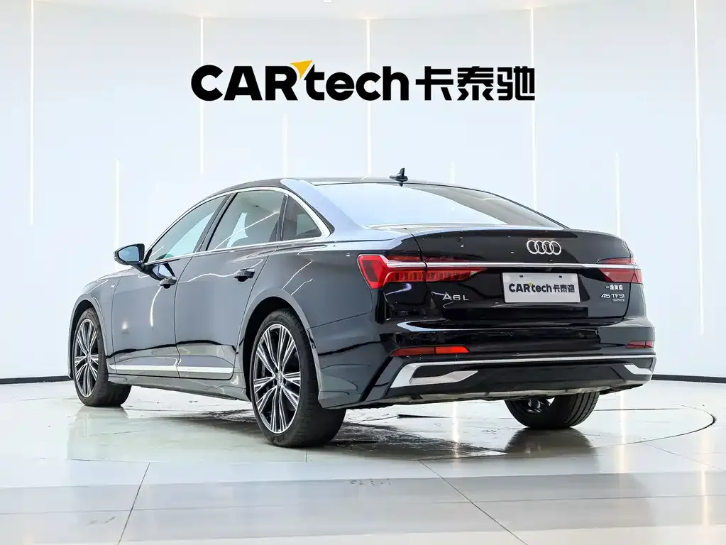 Audi A6L — фото 10