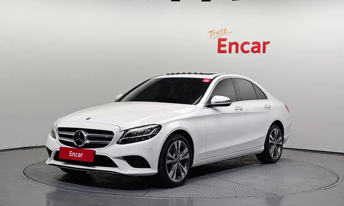 Mercedes-Benz C-Class — фото 1