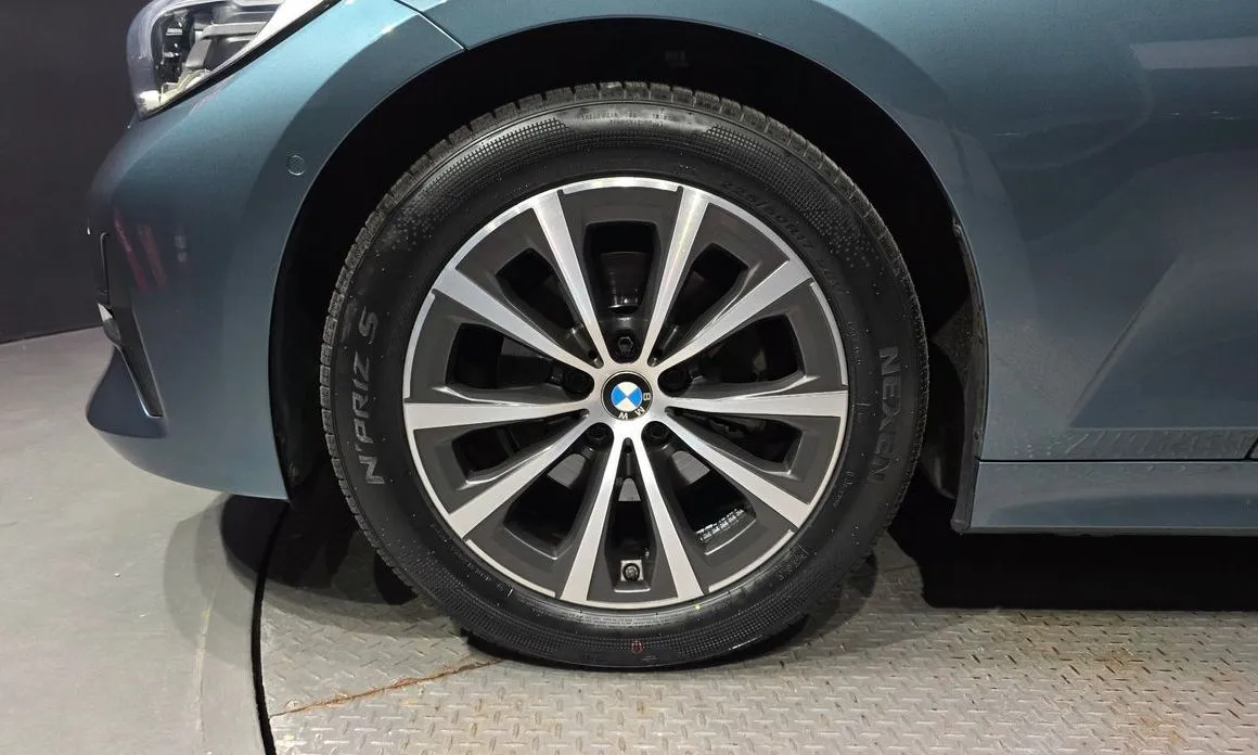 BMW 3-Series — фото 10