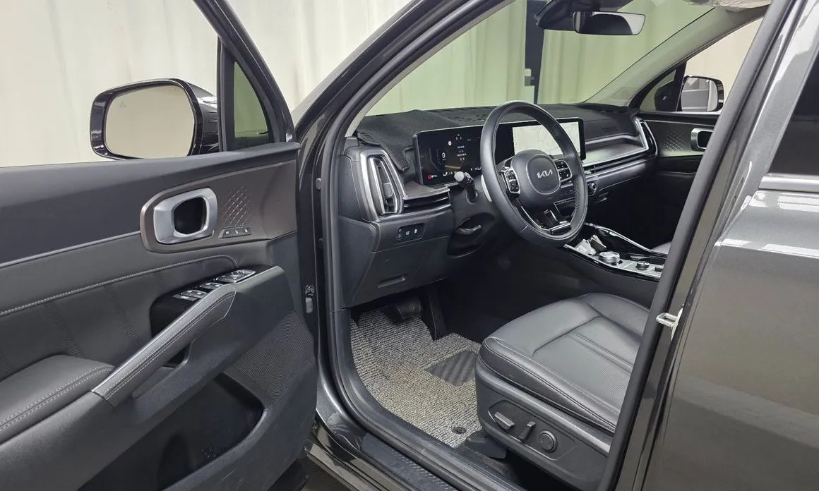 Kia Sorento — фото 10
