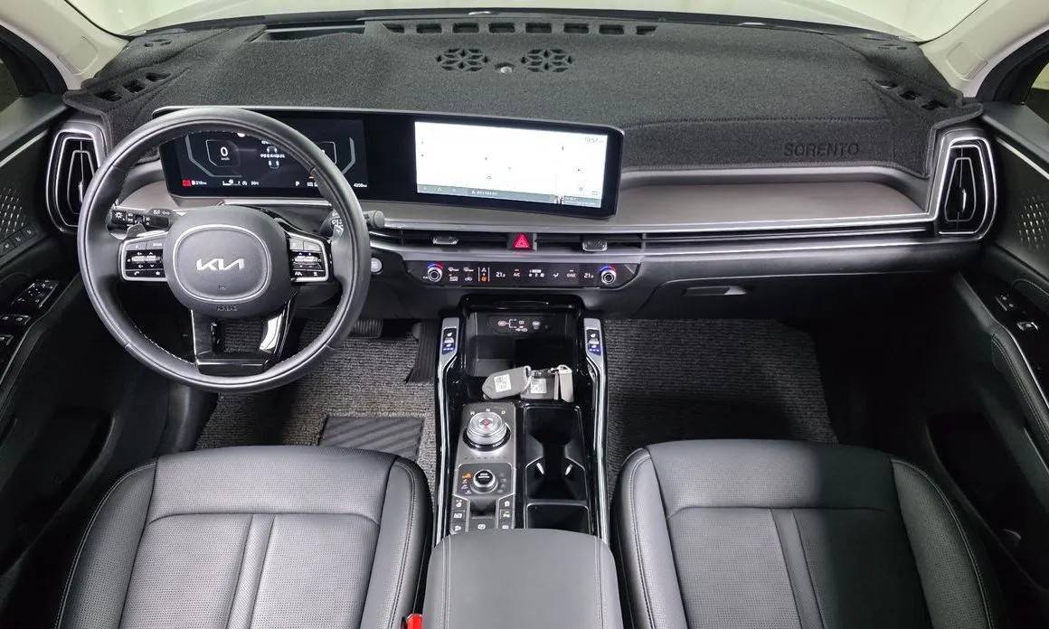 Kia Sorento — фото 8