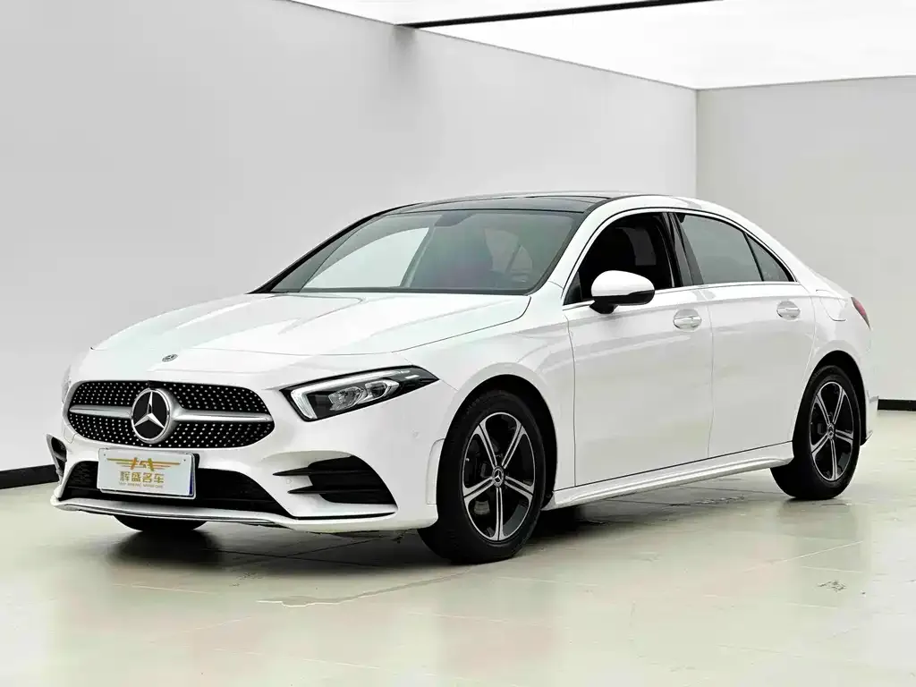 Mercedes-Benz A-Class — фото 1