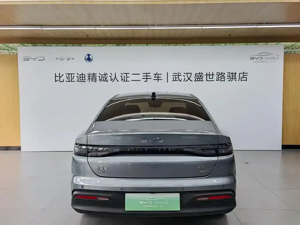 BYD Seal 05 DM-i — фото 10