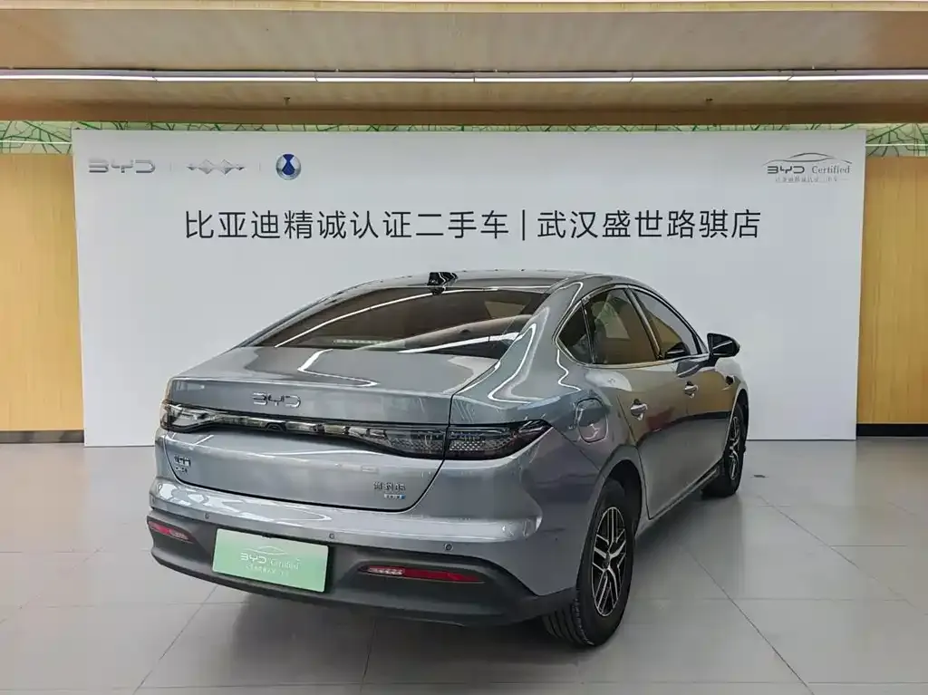 BYD Seal 05 DM-i — фото 6