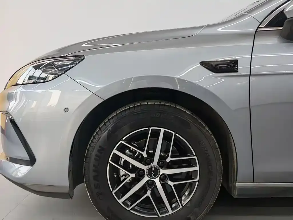 BYD Seal 05 DM-i — фото 2