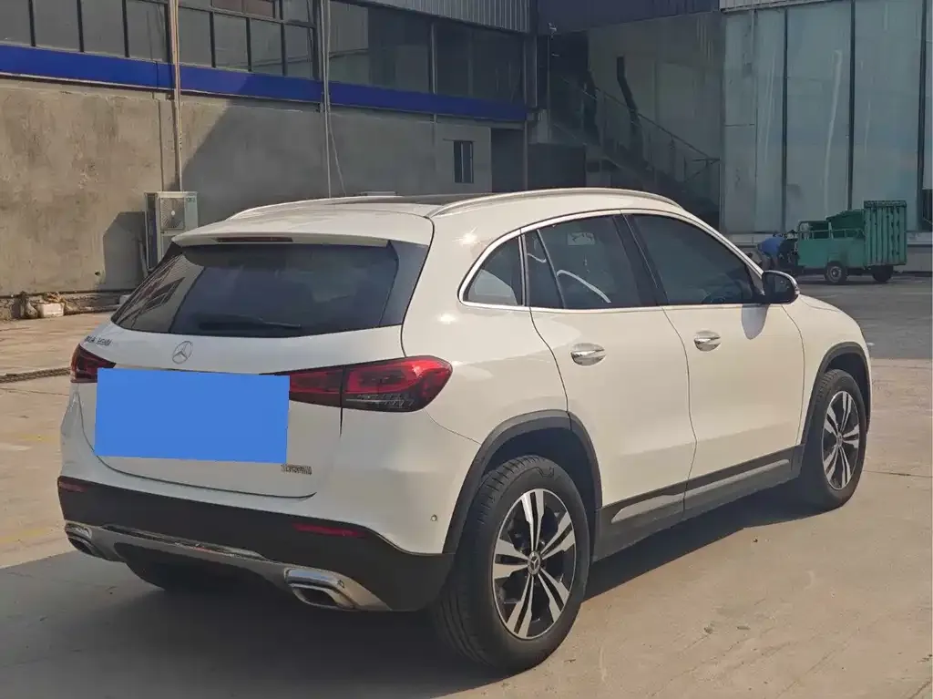 Mercedes-Benz GLA — фото 2