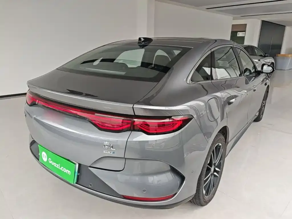 BYD Qin L — фото 6