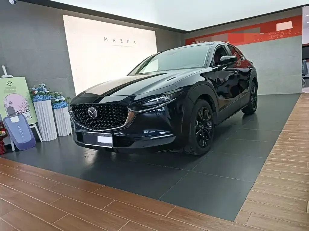 Mazda CX-30 — фото 1