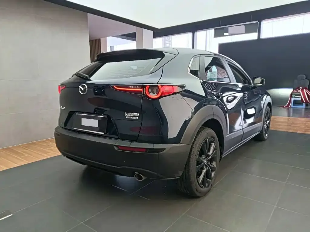 Mazda CX-30 — фото 4