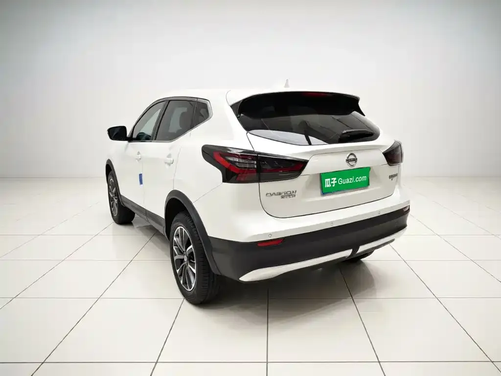 Nissan Qashqai — фото 5