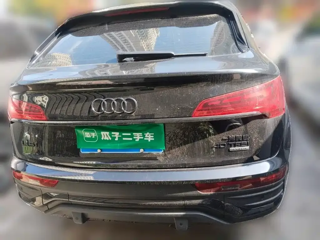 Audi Q5L Sportback — фото 9