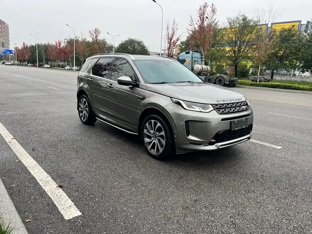Land Rover Discovery Sport Hybrid — фото 7