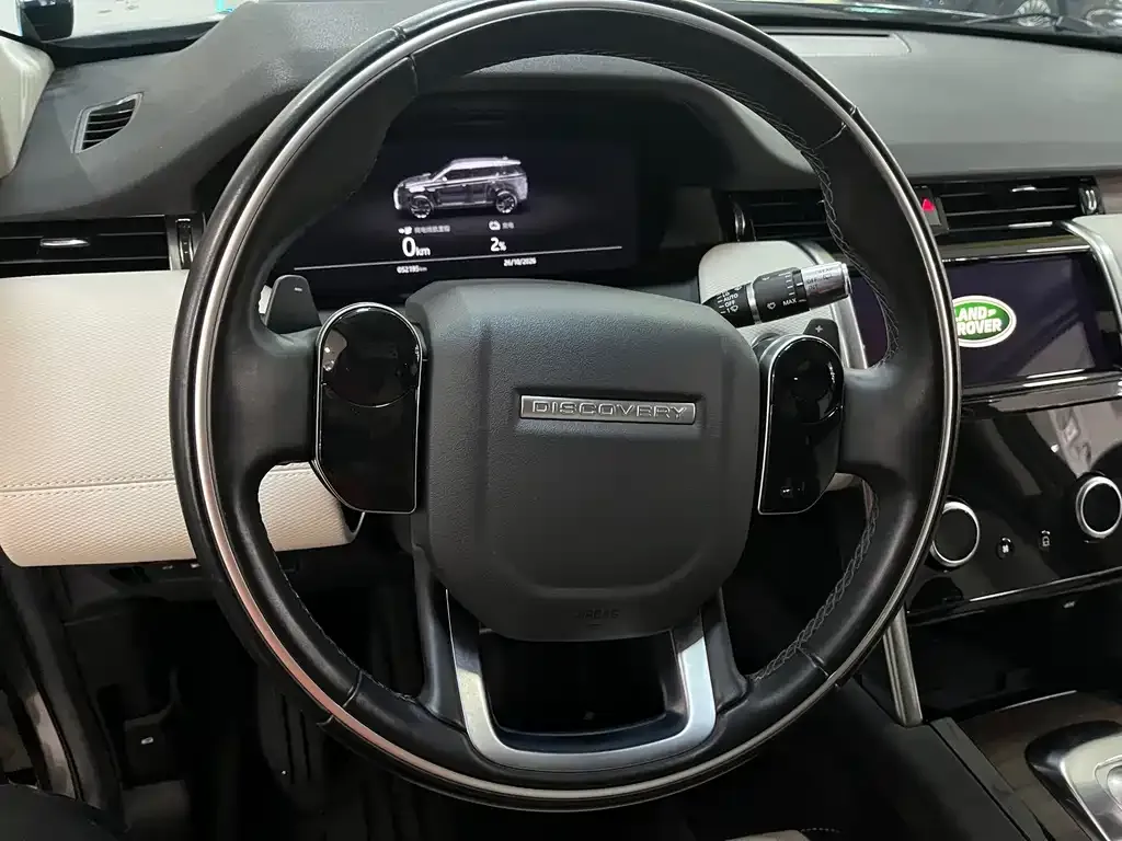Land Rover Discovery Sport Hybrid — фото 4