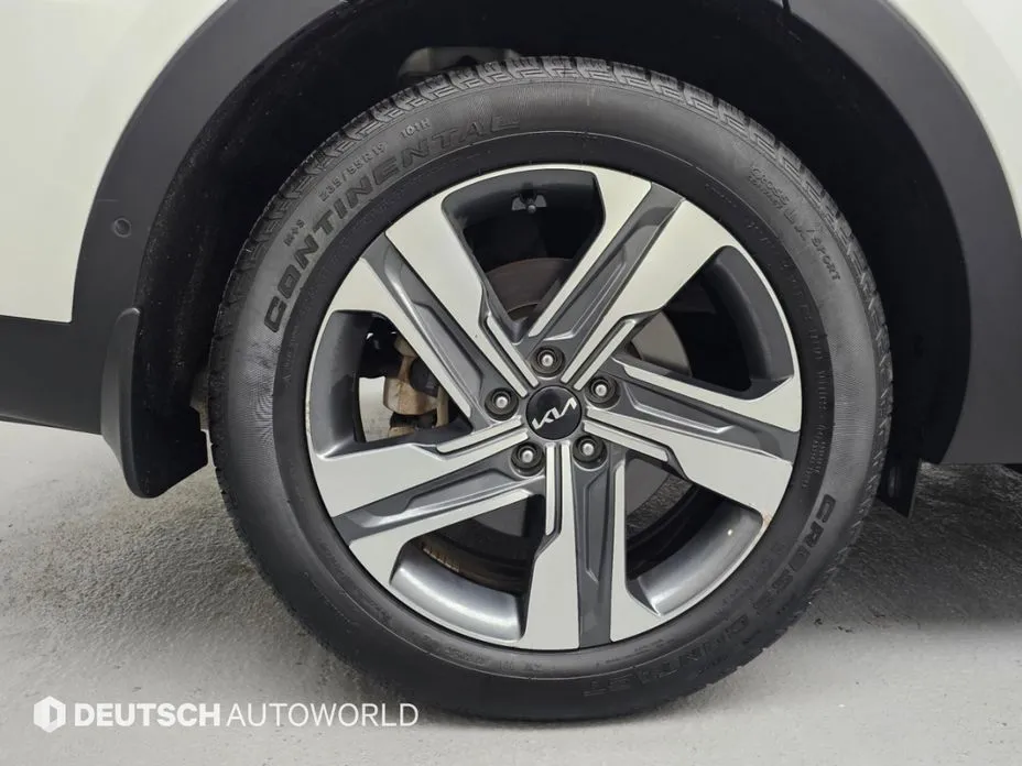 Kia Sorento — фото 9