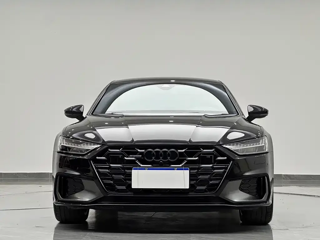 Audi A7L — фото 2