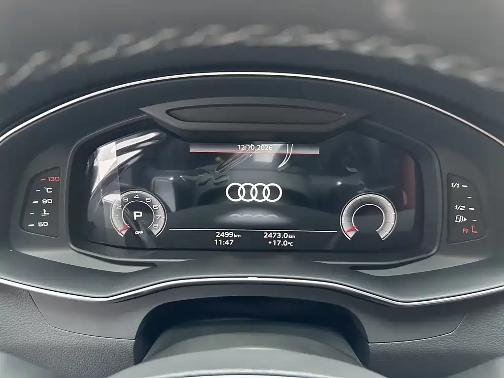 Audi A7L — фото 10