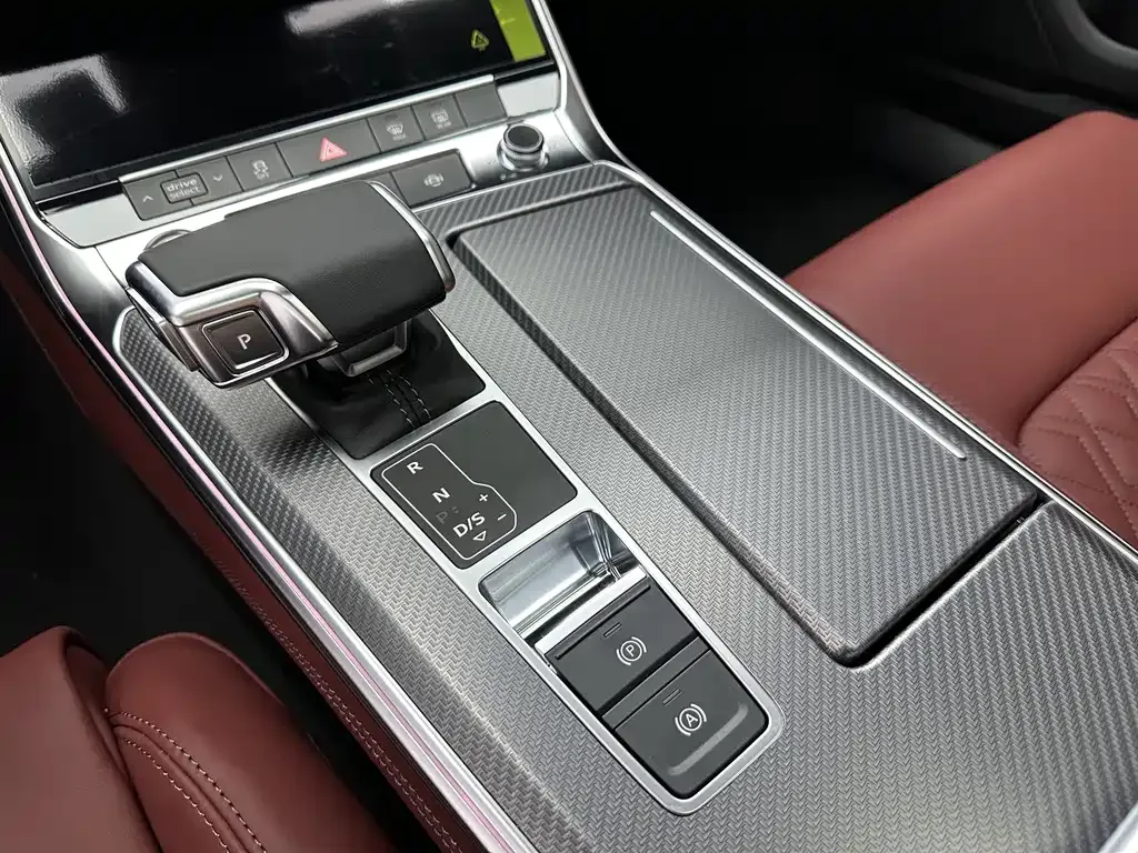 Audi A7L — фото 4