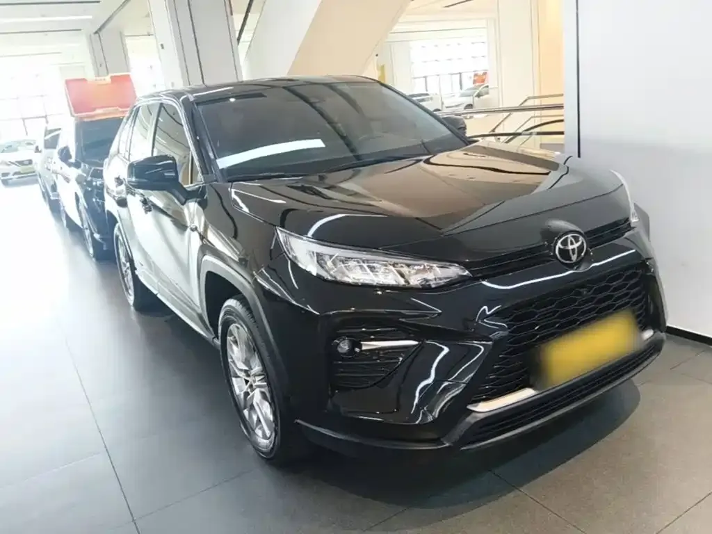 Toyota Wildlander — фото 10