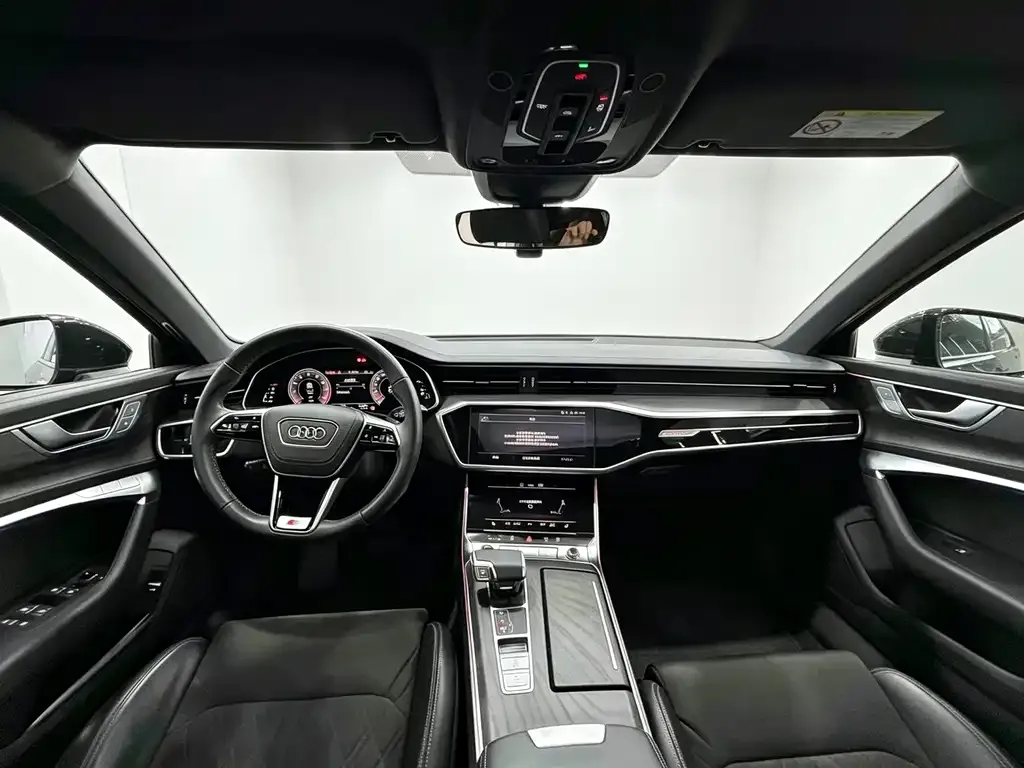 Audi A6L — фото 10