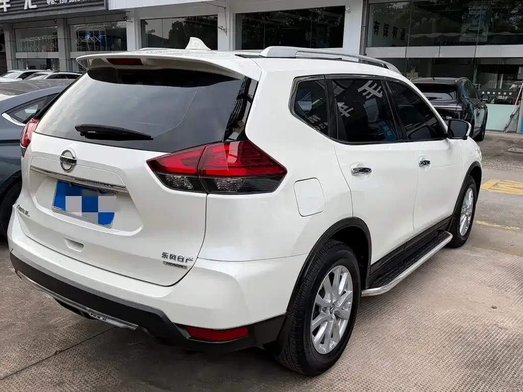 Nissan X-Trail — фото 2