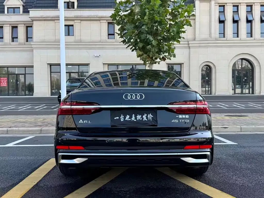 Audi A6L — фото 9
