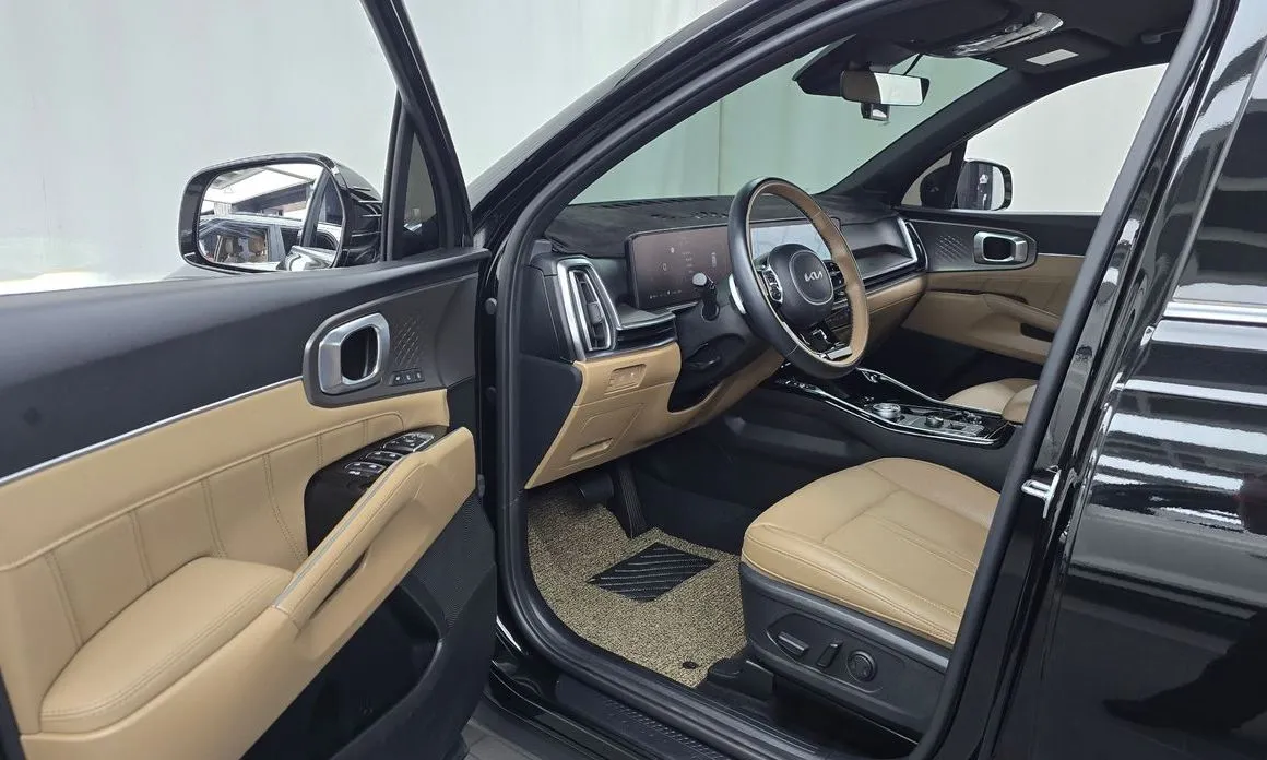Kia Sorento — фото 4