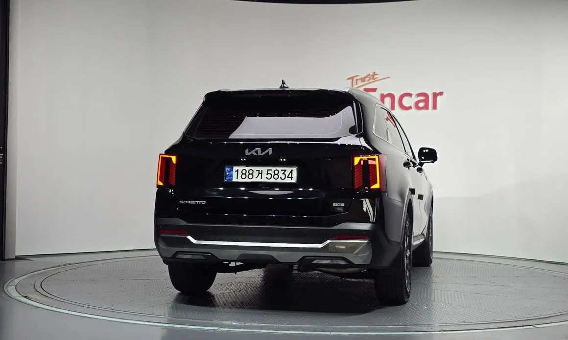 Kia Sorento — фото 3