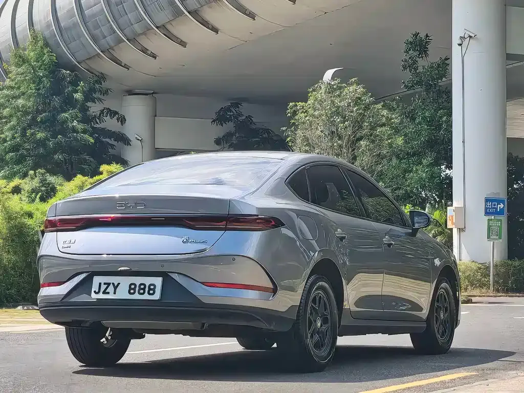 BYD Qin PLUS — фото 6