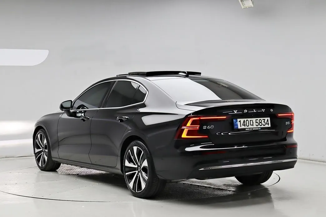 Volvo S60 — фото 3