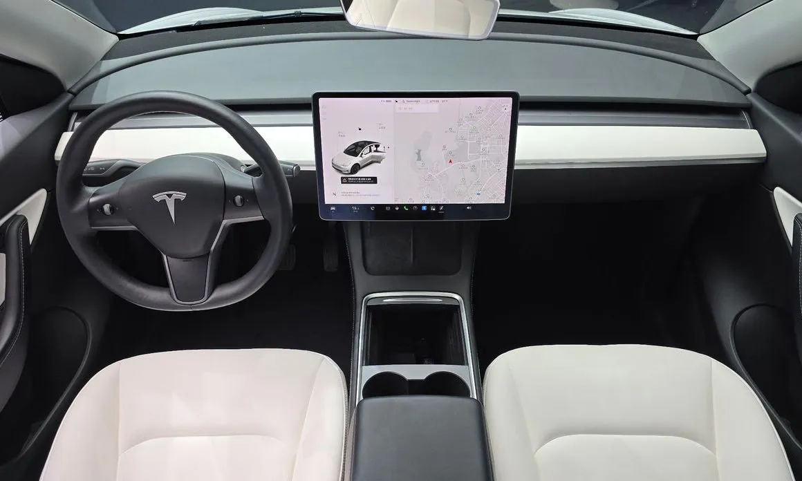 Tesla Model Y — фото 7