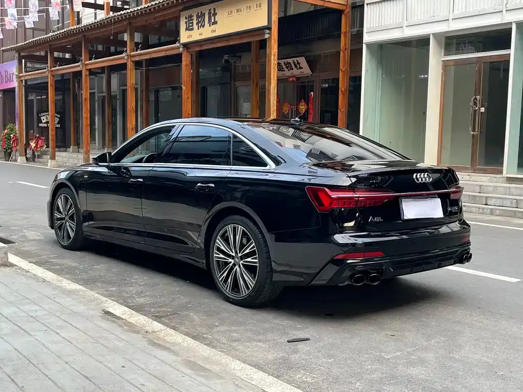 Audi A6L — фото 4