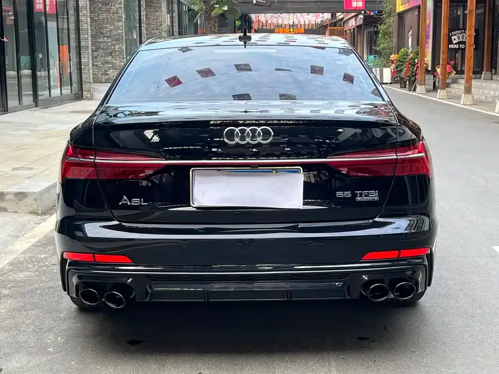 Audi A6L — фото 10