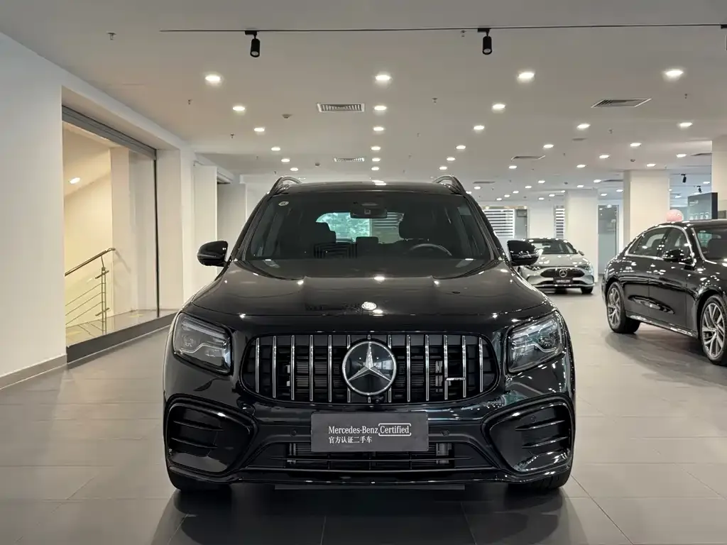 Mercedes-Benz GLB AMG — фото 2