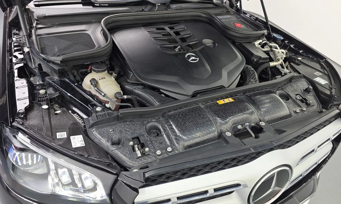 Mercedes-Benz GLS-Class — фото 10