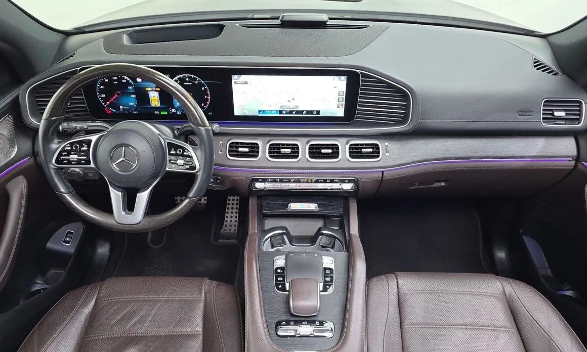 Mercedes-Benz GLS-Class — фото 8