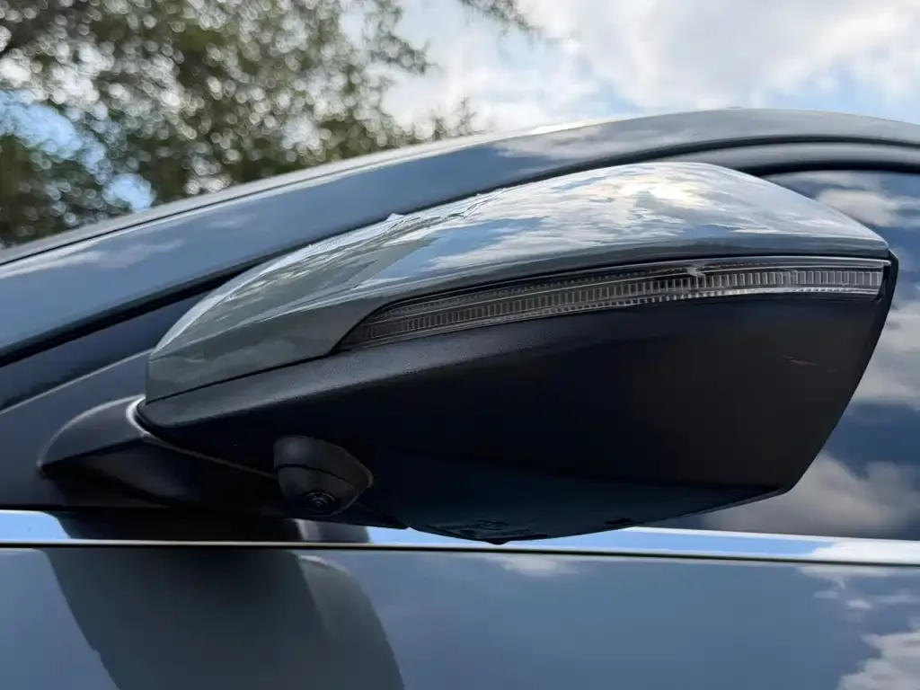 Hyundai Elantra — фото 4