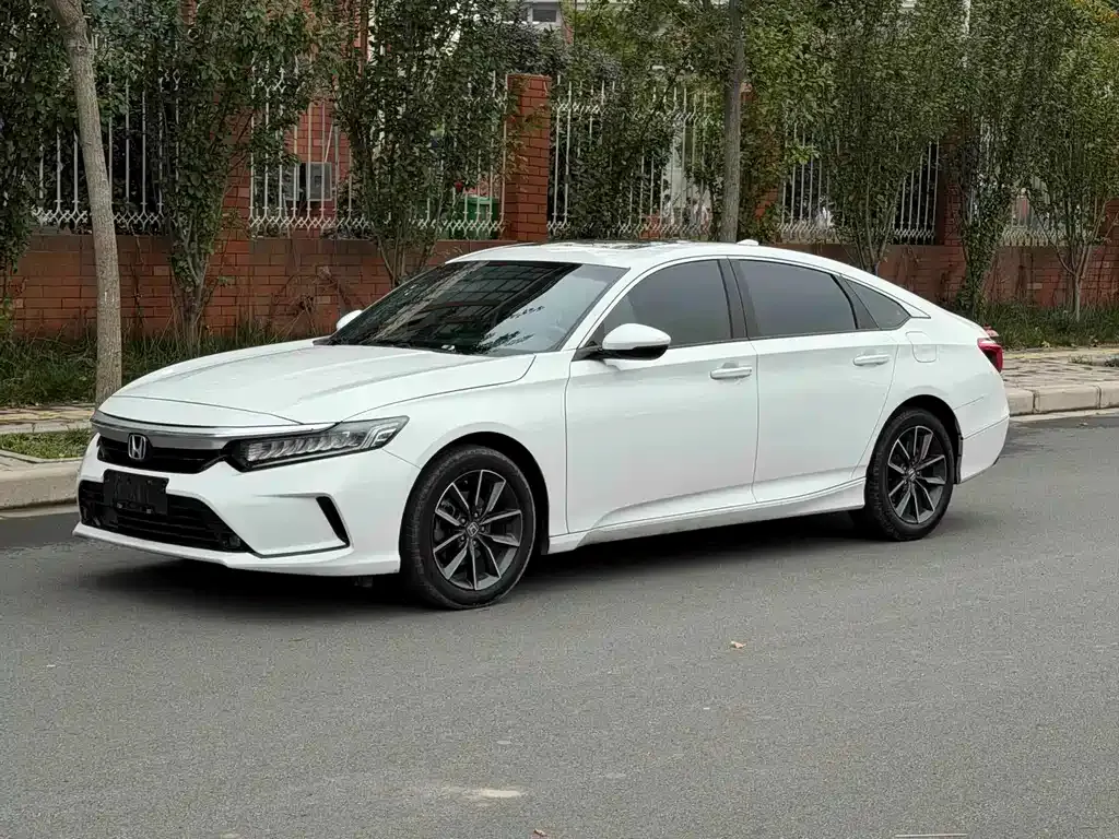 Honda Inspire — фото 1