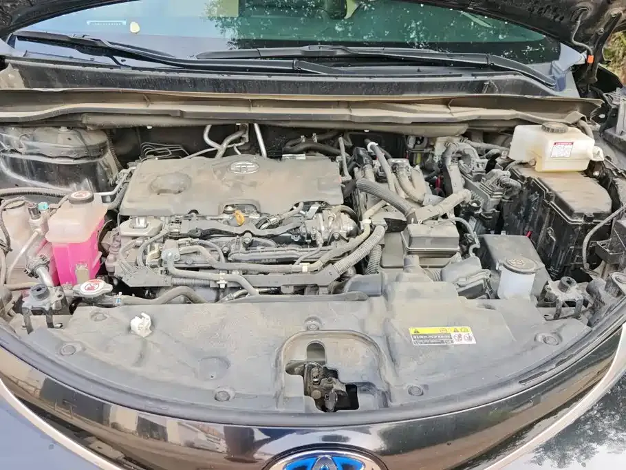 Toyota Granvia — фото 7