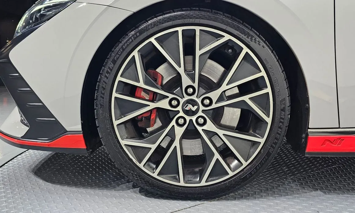 Hyundai AVANTE — фото 6
