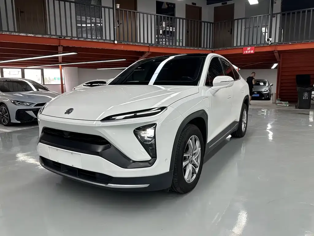 NIO EC6 — фото 1