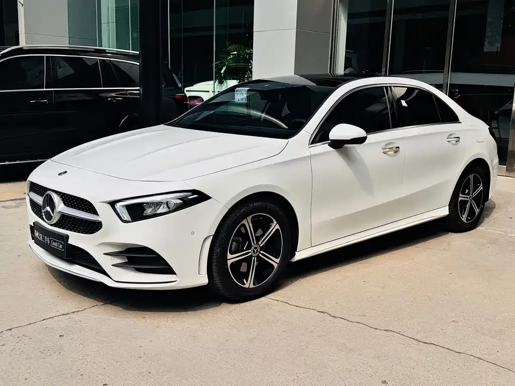 Mercedes-Benz A-Class — фото 1