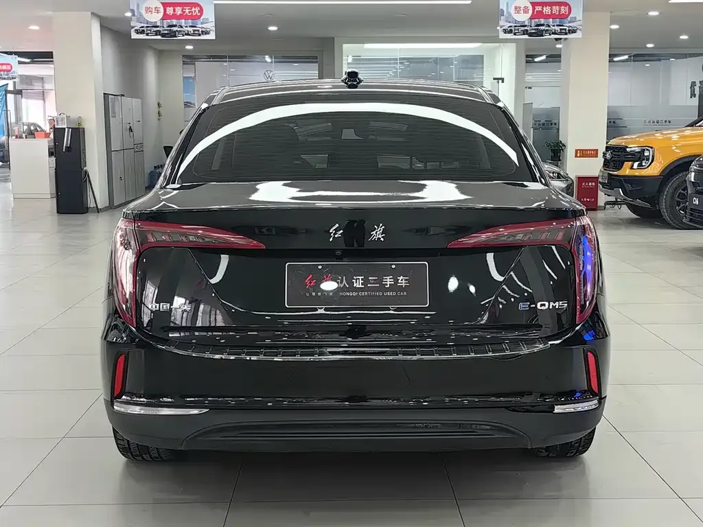 Hongqi E-QM5 — фото 10