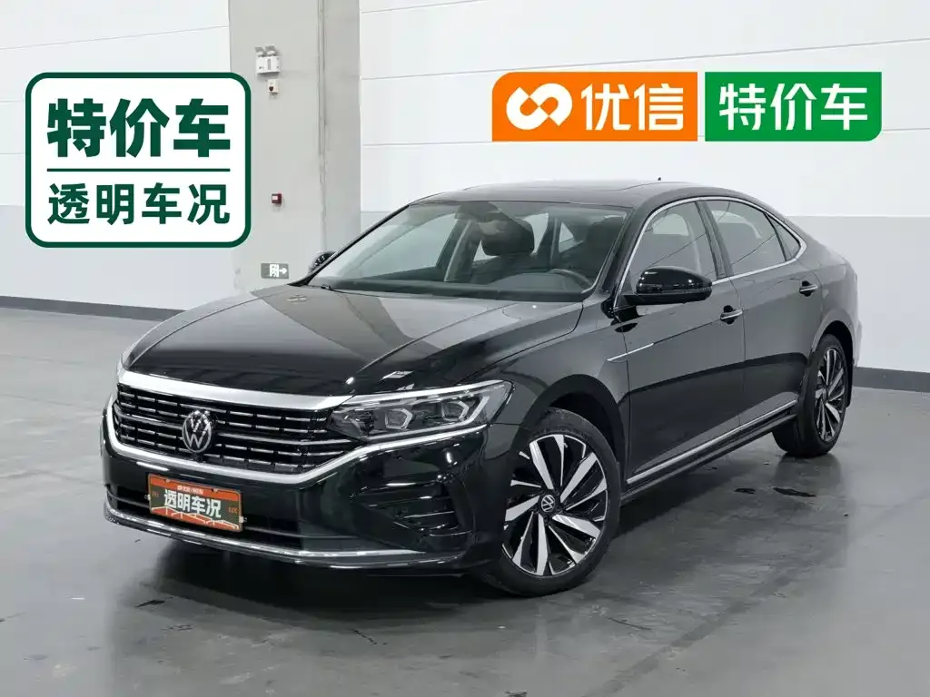Volkswagen Passat — фото 1