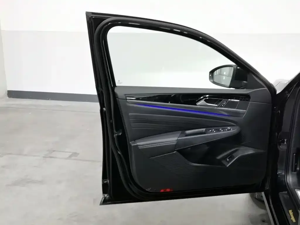 Volkswagen Passat — фото 7