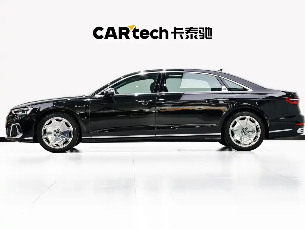Audi A8 — фото 8
