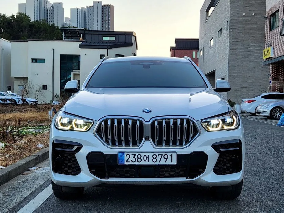 BMW X6 — фото 1